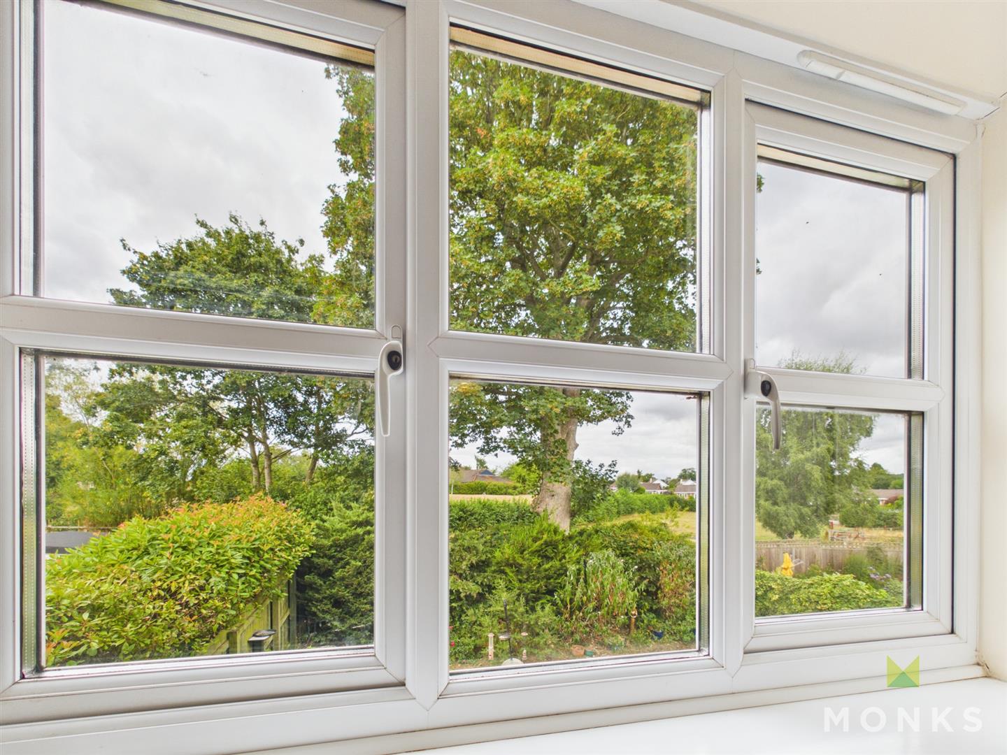 50 Milars Field, Oswestry, SY10 9PU For Sale